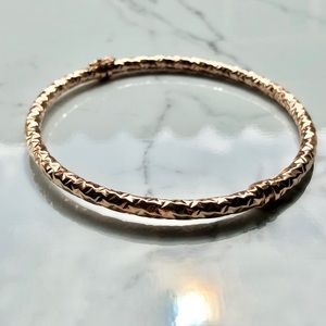 ❌ SOLD 14k Rose Gold Bangle Bracelet